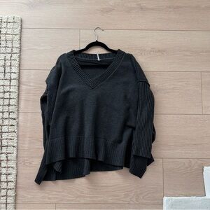 Free People Women's V-Neck Black Sweater